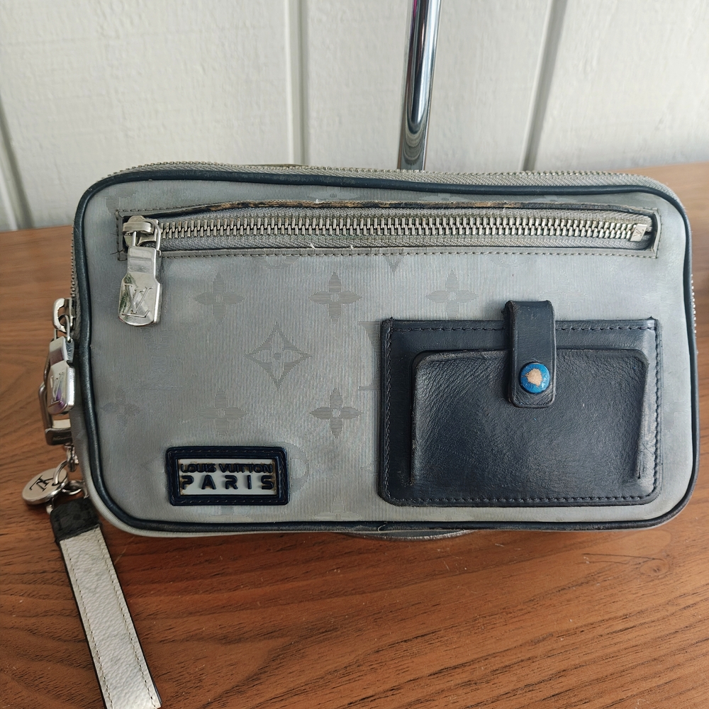 Louis Vuitton Satellite Clutch